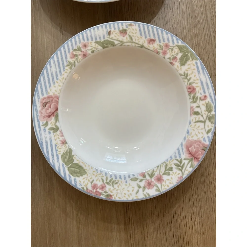 Guess Home Collection Decoupage Bowl Lot Of 5 9